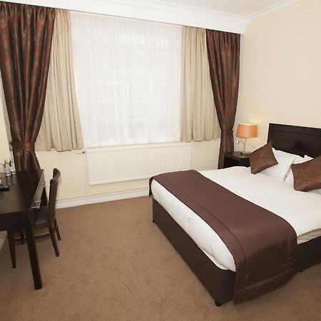 Dolphin Sa1 Otel Swansea Oda fotoğraf