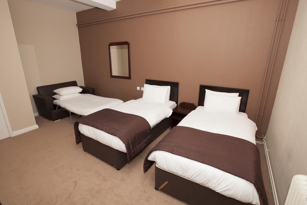 Dolphin Sa1 Otel Swansea Oda fotoğraf